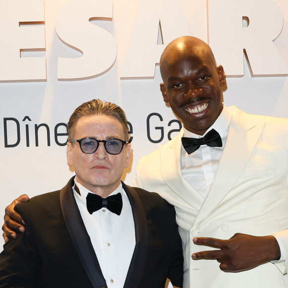 Benoit Magimel et Jean-Pascal Zadi - Photocall de la 49ème édition de la cérémonie des César au Fouquet's à Paris Le 23 fevrier 2024 © Coadic Guirec / Bestimage