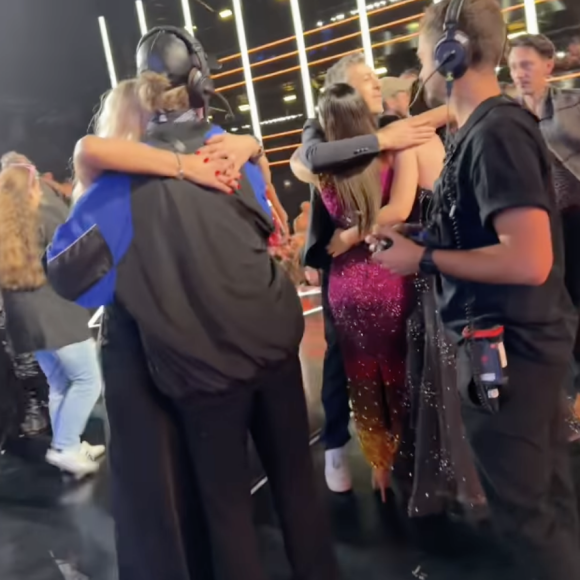 Elle va être la répétitrice des élèves qui font la tournée
Michaël Goldman avec Karima Charni et Lucie Bernardoni après la finale de la "Star Academy". Instagram
