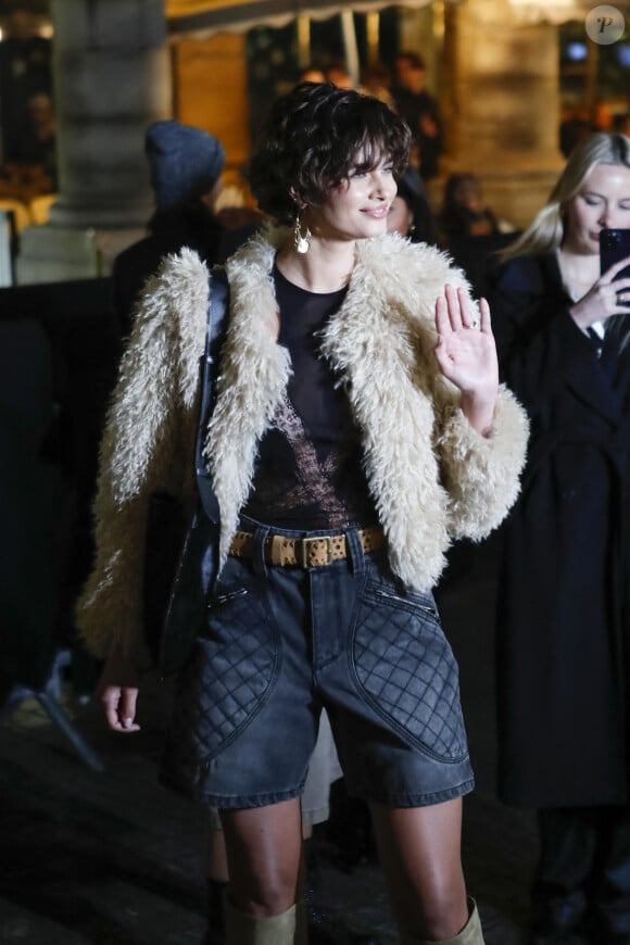 Taylor Hill - Défilé Isabel Marant femme automne-hiver 2024-2025 lors de la Fashion Week de Paris, le 29 février 2024. © Michael Baucher/Panoramic/bestimage