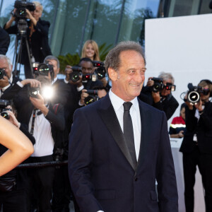 Vincent Lindon - Montée des marches du film " Armageddon Time " lors du 75ème Festival International du Film de Cannes. Le 19 mai 2022 © Olivier Borde / Bestimage 