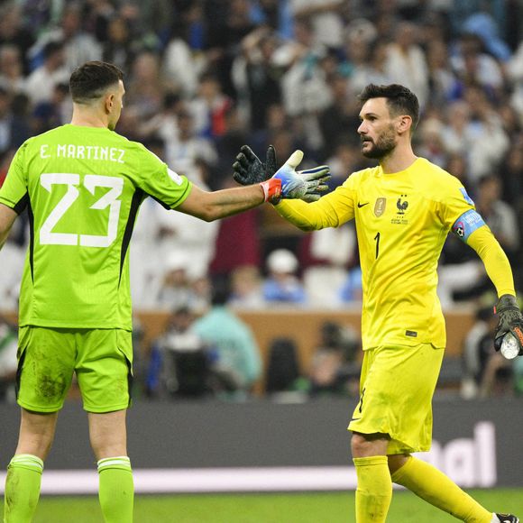 Hugo Lloris avant la seance de tirs au but - Match "France - Argentine (3-3 - tab 2-4)" en finale de la Coupe du Monde 2022 au Qatar, le 18 décembre 2022.