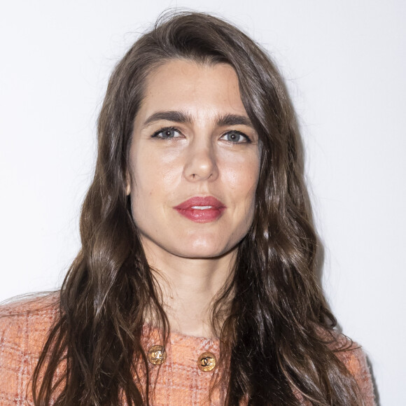 Charlotte Casiraghi était radieuse pour sa première sortie officielle depuis le divorce. 
Charlotte Casiraghi - Photocall du défilé de mode Femmes prêt-à-porter automne-hiver "Chanel" lors de la fashion week de Paris. © Olivier Borde / Bestimage 