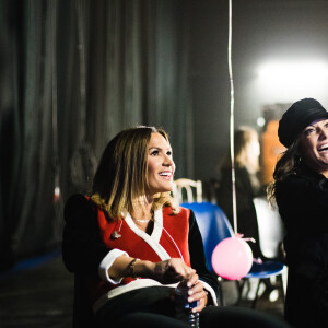 Exclusif - Vitaa, Camille Lellouche - Backstage lors de l'enregistrement de l'émission "La boite à secrets", présentée par F.Bollaert, qui sera diffusée le 18 octobre sur France 3 en prime time. Le 7 octobre 2019 © Tiziano Da Silva / Bestimage 