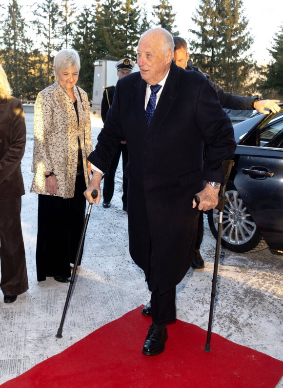 Le roi Harald de Norvège lors de l'ouverture du nouveau musée du ski à Holmenkollen, Oslo le 2 décembre 2023 
