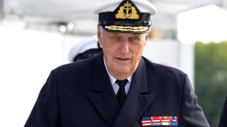 Harald de Norvège : Infection, opération à coeur ouvert... Grosse frayeur pour le roi en Malaisie, sa famille inquiète