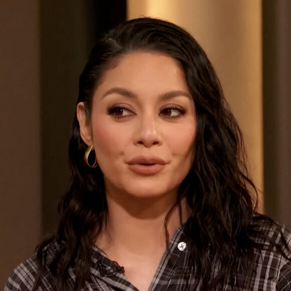 Vanessa Hudgens sur le plateau de l'émission "The Drew Barrymore Show" à Los Angeles. 
