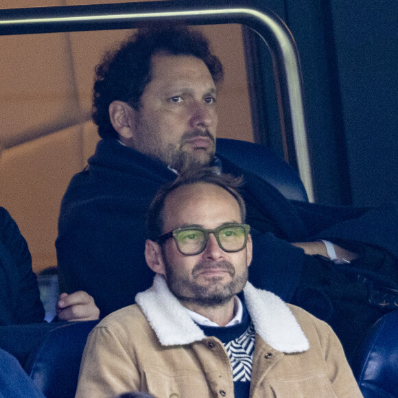 Éric Antoine - Personnalités dans les tribunes du match de football en ligue 1 Uber Eats PSG / Reims au Parc des Princes à Paris le 10 mars 2024.