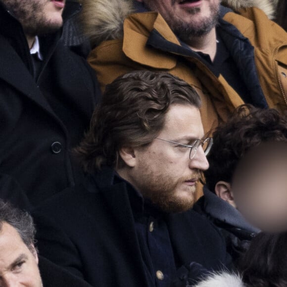 Jean Sarkozy a assisté à la rencontre
 
Jean Sarkozy - Personnalités dans les tribunes du match de football en ligue 1 Uber Eats PSG / Reims au Parc des Princes à Paris le 10 mars 2024.