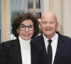 Rachida Dati aux côtés de Marc Ladreit de Lacharrière et Yamina Benguigui

Exclusif - Rachida Dati, ministre de la Culture, Marc Ladreit de Lacharrière - Dîner de la Revue des Deux Mondes au Cercle de l'Union Interalliée à Paris. Les membres du Cercle de la Revue des Deux Mondes étaient réunis autour de R.Dati, la ministre de la Culture ayant répondu à l'amicale invitation de M.Ladreit de Lacharrière, président d'honneur de la Revue des Deux Mondes. C'est dans les salons de l'Interalliée que s'est déroulée cette belle soirée dédiée au débat d'idées. De nombreuses personnalités du monde des lettres, des arts et de la culture étaient présentes, notamment la réalisatrice et productrice Y.Benguigui, la présidente du musée du Louvre L.des Cars, la comédienne M.Mayette, le producteur G.Coullier et son épouse, ou encore l'historien de l'art et président de l'Académie des beaux-arts cette année A.Goetz. © Jack Tribeca / Bestimage