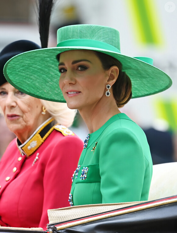 La reine consort Camilla Parker Bowles et Kate Catherine Middleton, princesse de Galles - La famille royale d'Angleterre lors du défilé "Trooping the Colour" à Londres. Le 17 juin 2023