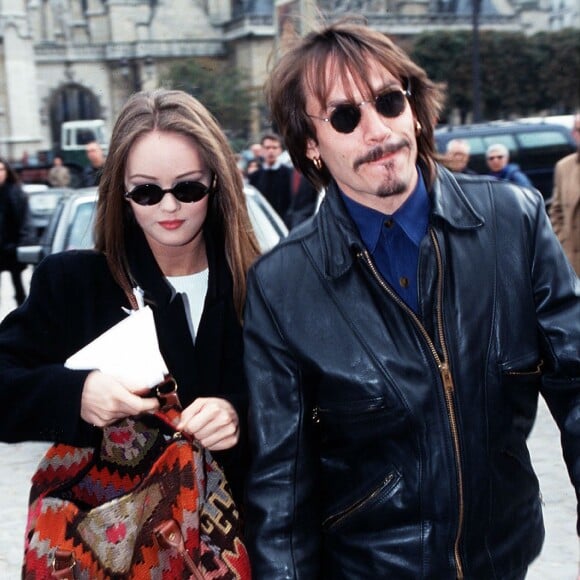 Florent Pagny s'est livré comme rarement sur son histoire notamment sur sa rupture avec Vanessa Paradis mais aussi sur sa relation amoureuse avec son épouse Azucena.
Archives : Florent Pagny et Vanessa Paradis