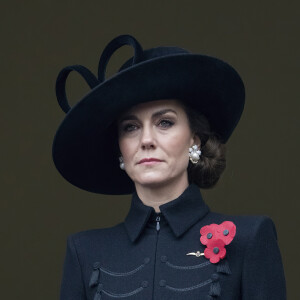 Le 22 mars, Kate Middleton a annoncé qu'elle était atteinte d'un cancer
 
Catherine Kate Middleton, princesse de Galles - La famille royale honore les disparus des deux guerres mondiales lors de la cérémonie Remembrance Sunday ( Dimanche du souvenir ) au Cénotaphe à Londres le 12 novembre 2023.