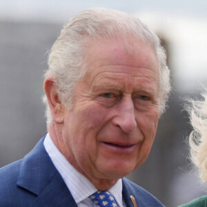 Le roi Charles III va s'exprimer publiquement
 
Le prince Charles, prince de Galles, Camilla Parker Bowles, duchesse de Cornouailles, et Catherine (Kate) Middleton, duchesse de Cambridge, arrivent pour une visite à la fondation Trinity Buoy Wharf, un site de formation pour les arts et la culture à Londres, Royaume Uni.