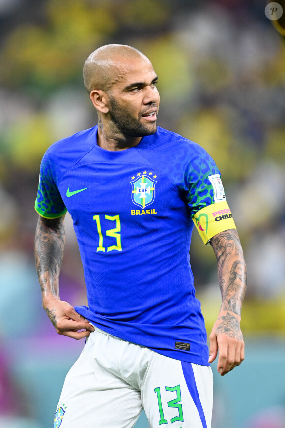 Le footballeur était emprisonné depuis 14 mois
 
Dani Alves - Match "Brésil - Cameroun" (0-1) lors de la Coupe du Monde 2022 au Qatar, le 2 décembre 2022. Philippe Perusseau / Bestimage