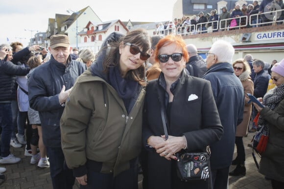 Valérie Perrin, Eva Darlan - Inauguration de la "Promenade Claude Lelouch" à Villers-sur-Mer le 26 mars 2023. © Jack Tribeca / Bestimage