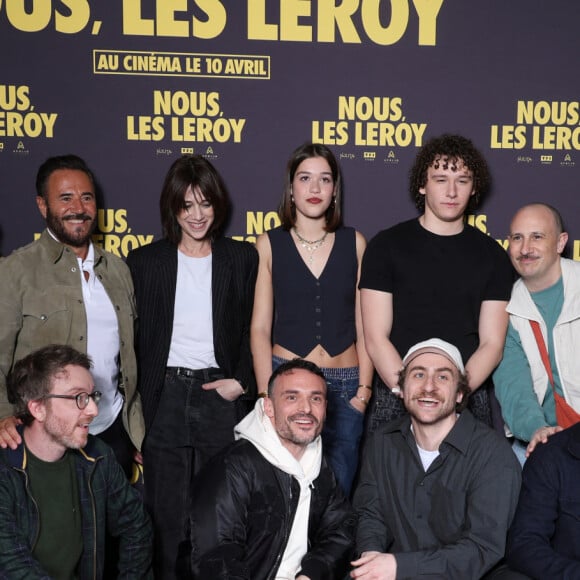 Baptiste Lecaplain, Justine Le Pottier, José Garcia, Charlotte Gainsbourg, Lili Aubry, Hadrien Heaulme, Adrien Menielle, Simon Astier, Sebastien Chassagne, Jérôme Niel, Florent Bernard, Lyes Salem - Avant-première du film "Nous les Leroy" au cinéma UGC Normandie, sur les Champs-Elysées, à Paris. Le 3 avril 2024. © Denis Guignebourg / Bestimage