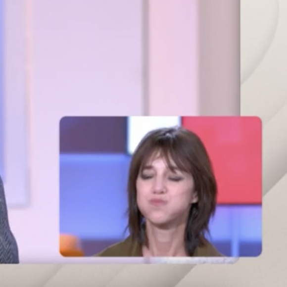 Charlotte Gainsbourg dans l'émission C à Vous sur France 5.