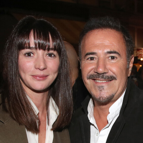 José Garcia sera prochainement à l'affiche d'une nouvelle comédie au cinéma, dans laquelle il incarne avec Charlotte Gainsbourg un couple qui bat de l'aile 
Exclusif - Prix Spécial - José Garcia et sa nouvelle compagne Camille - Première du film Astérix et Obélix "L'Empire du Milieu" au cinéma Le Grand Rex à Paris le 15 janvier 2023. © Bertrand Rindoff / Bestimage 
