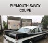 Il s'agit d'une "Plymouth Savoy Coupe" noire et blanche. 
Emmanuel-Philibert de Savoie, Instagram.