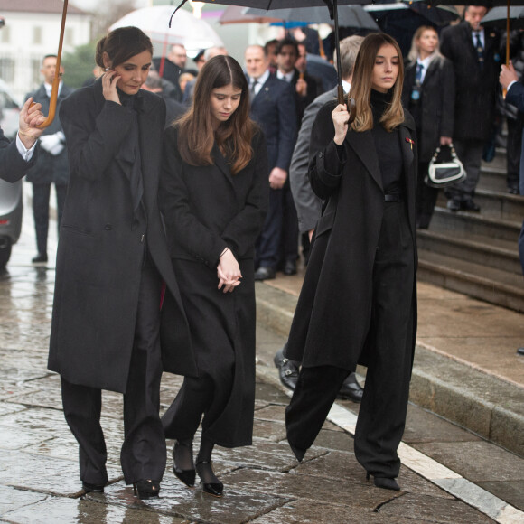 La princesse Clotilde Courau de Savoie, La princesse Luisa de Savoie, La princesse Vittoria de Savoie - Les funérailles du prince Victor Emmanuel de Savoie, fils du dernier roi d'Italie, en la cathédrale Saint-Jean-Baptiste de Turin, le 10 février 2004. 