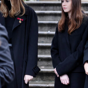 Les princesses Luisa et Vittoria de Savoie avec leur mère, la princesse Clotilde Courau de Savoie - Sorties des funérailles du prince Victor Emmanuel de Savoie en la cathédrale Saint-Jean-Baptiste de Turin le 10 février 2024. © Dominique Jacovides/Bestimage 