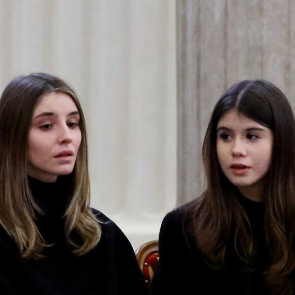 La princesse Clotilde Courau et ses filles les princesses Vittoria et Luisa - Veillée funèbre du prince Victor-Emmanuel de Savoie, en l'Eglise de Sant'Uberto à Turin, en présence de sa veuve Marina Ricolfi-Doria, de son fils, le prince E-P. de Savoie avec sa femme la princesse Clotilde Courau et leurs filles les princesses Vittoria et Luisa, le 9 février 2024. Le fils du dernier roi d'Italie s'est éteint le 3 février 2024 à l'âge de 86 ans. © Dominique Jacovides/Bestimage 