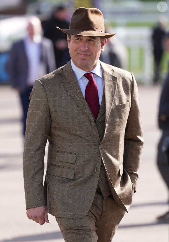 Son fils Peter, 46 ans, est de retour sur le marché des célibataires
Peter Phillips au Cheltenham Festival Gold Cup Day à Cheltenham Racecourse, Cheltenham, Gloucestershire, le 15 mars 2024