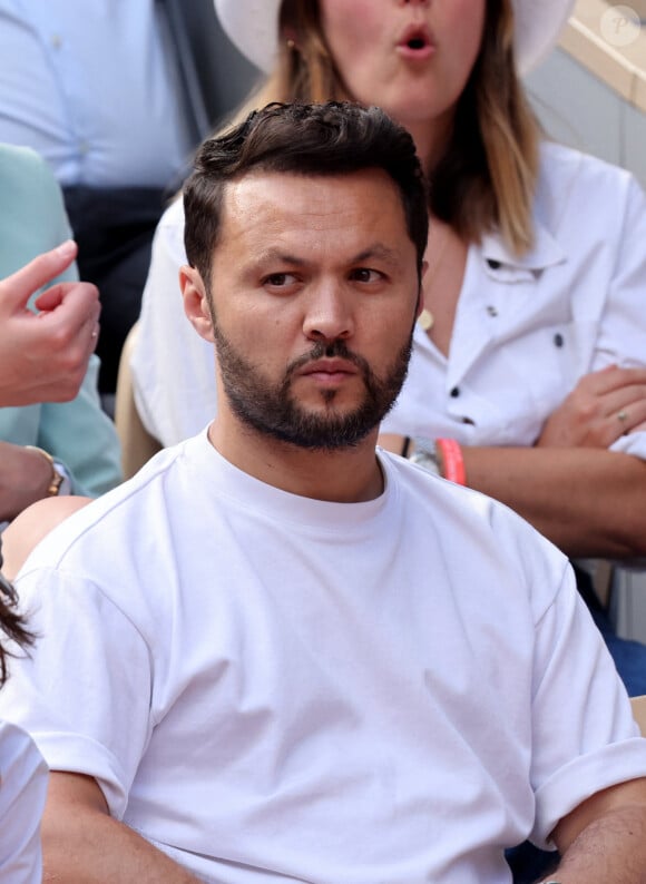 Karim Bennani - Célébrités dans les tribunes des internationaux de France de Roland Garros à Paris le 1er juin 2022. © Cyril Moreau - Dominique Jacovides/Bestimage