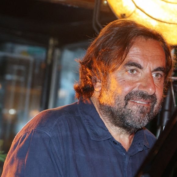 Andre Manoukian participe à la soirée "L'éte Littéraire & ; Musical " aux Deux Magots le 27 juin 2022 à Paris, France. Photo par Jerome Domine/ABACAPRESS.COM