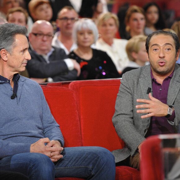 Patrick Timsit et Thierry Lhermitte - "Vivement Dimanche", 4 mars 2012.