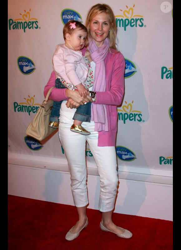 Kelly Rutherford et sa fille Helena, lors de la soirée Pampers à New York, le 18 mars 2010