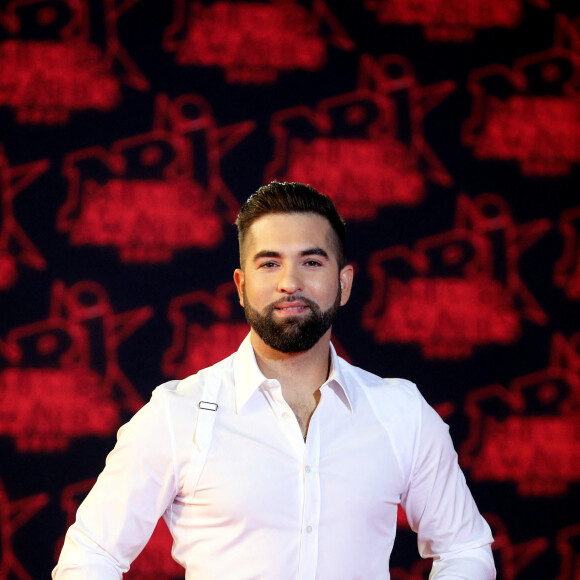 Il se trouvait "avec sa femme et sa fille dans leur caravane au moment du tir", selon les informations d'une source proche de l'enquête
 
Kendji Girac lors de la 23ème édition des NRJ Music Awards 2021 au Palais des Festivals de Cannes, le 20 novembre 2021. © Dominique Jacovides/Bestimage