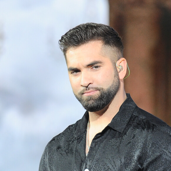 Le chanteur a été grièvement blessé par balle
 
Exclusif - Kendji Girac - Enregistrement de l'émission "Duos Mystères" à la Seine Musicale à Paris, qui sera diffusée le 12 juin sur TF1. © Gaffiot-Moreau / Bestimage