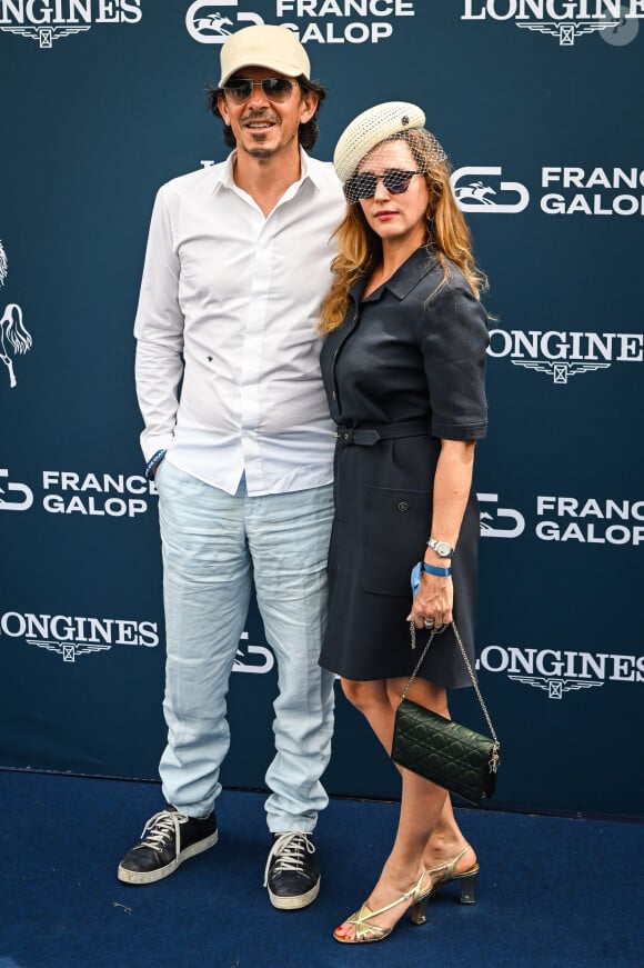 Vahina Giocante et son compagnon François Chopard au photocall de la 174ème édition du Prix de Diane Longines à l'hippodrome de Chantilly, France, le 18 juin 2023. © Matthieu Mirville/Bestimage 