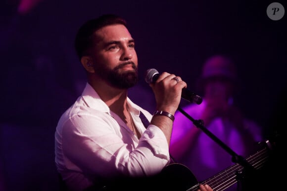 Exclusif - Kendji Girac - Célébration des 10 ans du centre commercial Beaugrenelle à Paris, France. Le 12 octobre 2023. © Christophe Clovis / Bestimage 