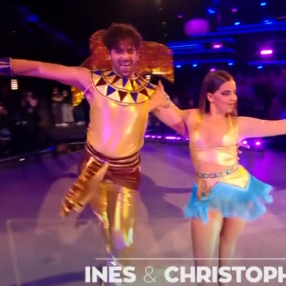 La production a-t-elle voulu cacher quelque chose ?
Inès Reg, Natasha St-Pier et Nico Capone en finale de "DALS".