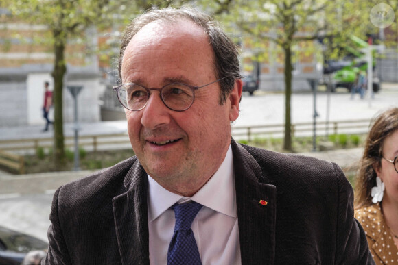 François Hollande à la Foire du Livre de Bruxelles le 07 avril 2024 - Photo par Quinet JM/Belpress/Andia.fr