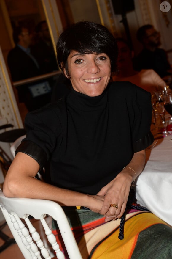 Exclusif - Florence Foresti lors du dîner de la fondation ARC au restaurant de l'hôtel The Peninsula à Paris le 10 octobre 2016.  © Rachid Bellak / Bestimage 