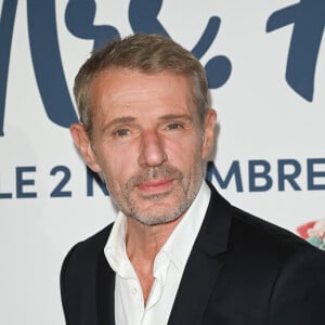 Et avait défendu Roman Polanski après la cérémonie des César. 
Lambert Wilson - Avant-première du film "Une robe pour Mrs Harris" au cinéma Max Linder Panoramic à Paris le 25 octobre 2022.