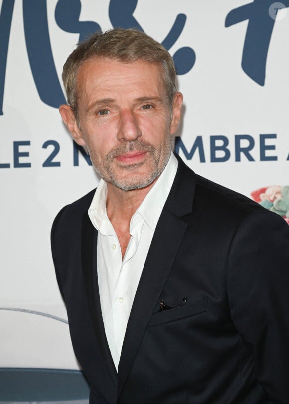 Et avait défendu Roman Polanski après la cérémonie des César. 
Lambert Wilson - Avant-première du film "Une robe pour Mrs Harris" au cinéma Max Linder Panoramic à Paris le 25 octobre 2022.