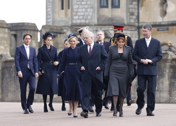 La princesse Beatrice d'York, son mari Edoardo Mapelli Mozzi, Zara Tindall, le prince Andrew, Sarah Ferguson - Arrivées à la messe en hommage au roi Constantin II à la chapelle Saint George à Windsor le 27 février 2024. 