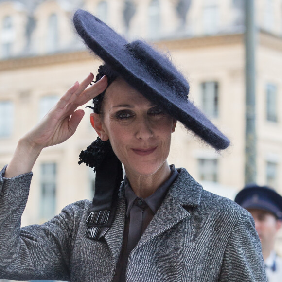 Exclusif - Céline Dion se rend à l'hôtel Ritz à Paris le 6 juillet 2017.