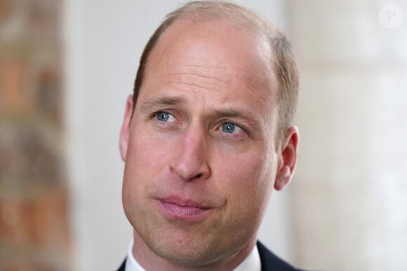 Le prince William, prince de Galles, visite James' Place à Newcastle, Royaume Uni, le 30 avril 2024, un centre de prévention du suicide proposant une thérapie gratuite aux hommes suicidaires du Nord-Est. 