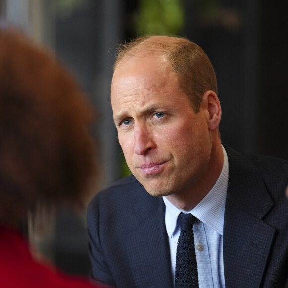 Le prince William de Galles ouvre officiellement un nouveau centre de formation professionnelle et de sensibilisation communautaire, une organisation caritative pour les personnes touchées par le sans-abrisme et la toxicomanie, au siège de Betel UK, à Birmingham, au Royaume-Uni. Le 25 avril 2024. 