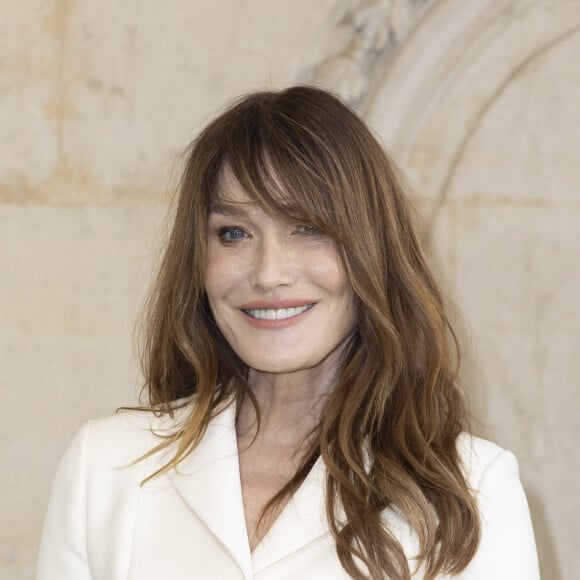 Carla Bruni au photocall du défilé Dior Haute Couture Printemps/Été 2024 dans le cadre de la Fashion Week de Paris (PFW), au musée Rodin à Paris, France, le 22 janvier 2024. © Olivier Borde/Bestimage 