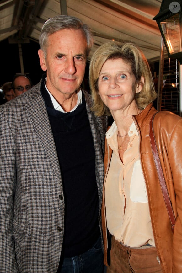 Bernard de La Villardière et sa femme Anne lors de la soirée des 140 ans de légende des Deux Magots et vernissage de l'exposition "140 ans d'esprits créatifs à Saint-Germain-des-Prés" à Paris le 29 avril 2024. © Philippe Baldini / Bestimage