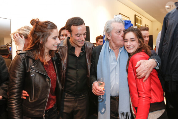 Exclusif - Prix Spécial - No Web No Blog - Alain Delon avec ses petites filles Loup et Liv et son fils Anthony Delon - Lancement de la marque de vêtements de cuir "Anthony Delon 1985" chez Montaigne Market à Paris. Le 7 mars 2017 © Philippe Doignon / Bestimage  No Web No Blog pour Belgique et Suisse 