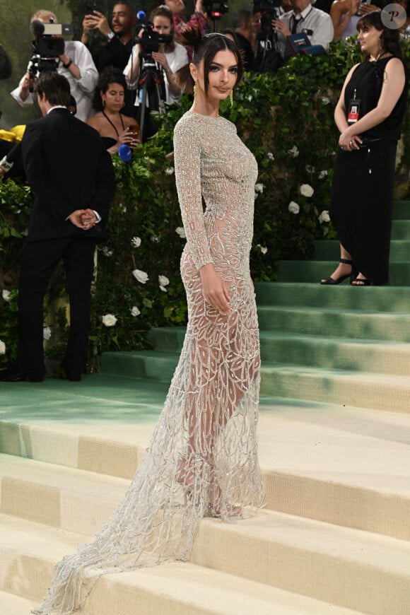 Emily Ratajkowski au Met Gala, à New York, le 6 mai 2024. © Photo Image Press via ZUMA Press Wire.