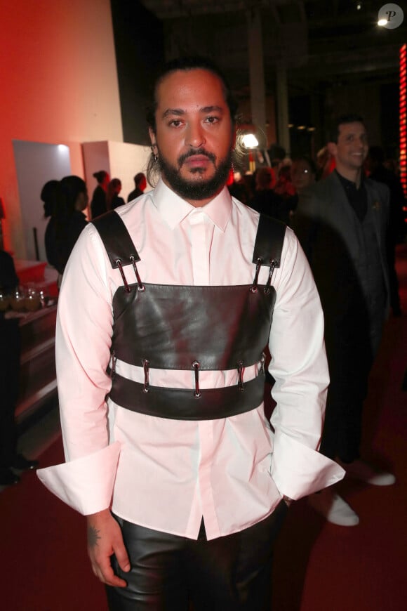 Slimane - « Dîner de la Mode » au bénéfice du Sidaction, au Palais de Tokyo, dans le cadre de la Fashion Week de Paris. Le 25 Janvier 2024. © Bertrand Rindoff Petroff / Bestimage  « Fashion Dinner » to Benefit Sidaction as part of Paris Fashion Week at Palais de Tokyo on January 25, 2024 in Paris, France. 