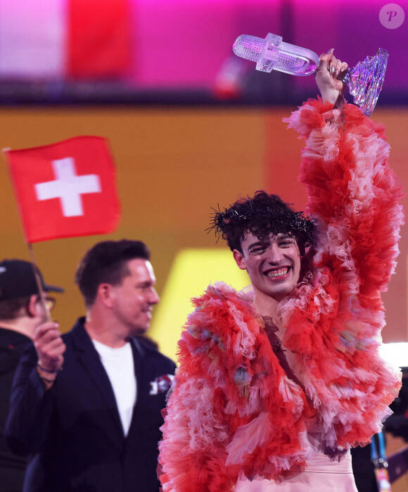 C'est le Suisse Nemo qui a remporté la première place
Le 11 mai 2024, Nemo, représentant de la Suisse a remporté l'Eurovision à Malmö en Suède. Photo by Jens Bttner/DPA/ABACAPRESS.COM